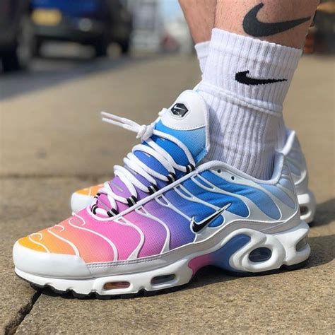 Nike TN Air Max rainbow